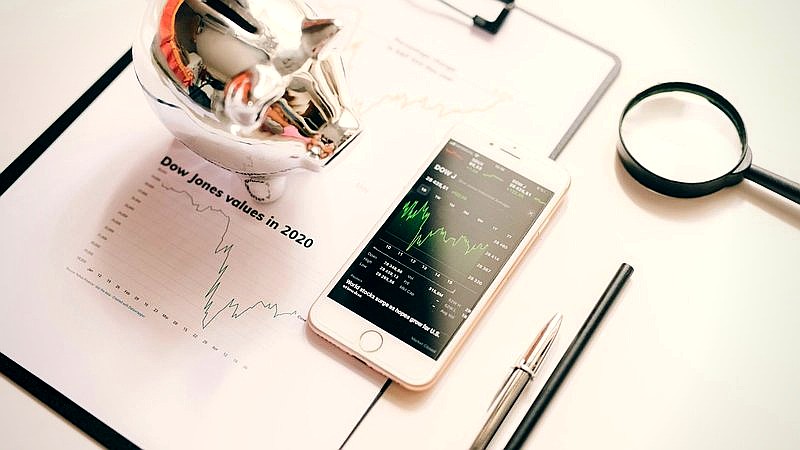 Dow hits 50,000 - finance article image 2