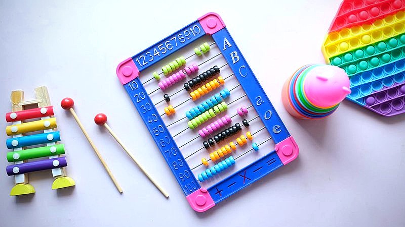 pretend play - home improvement article image 3