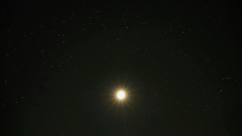 daily horoscope - lifestyle article image 2