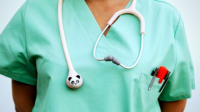 Scrubs revival - lifestyle article image 2