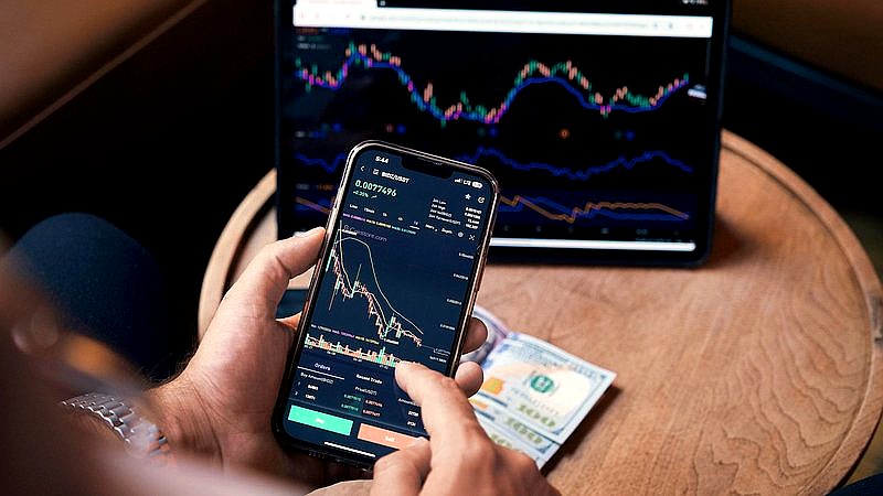 Asian stock markets plunge - finance article image 3