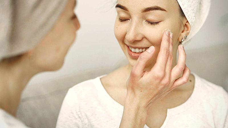 collagen supplement benefits - health article image 3