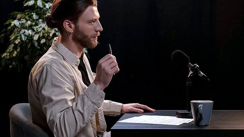 Alex Cooper Alix Earle feud - lifestyle article image 2