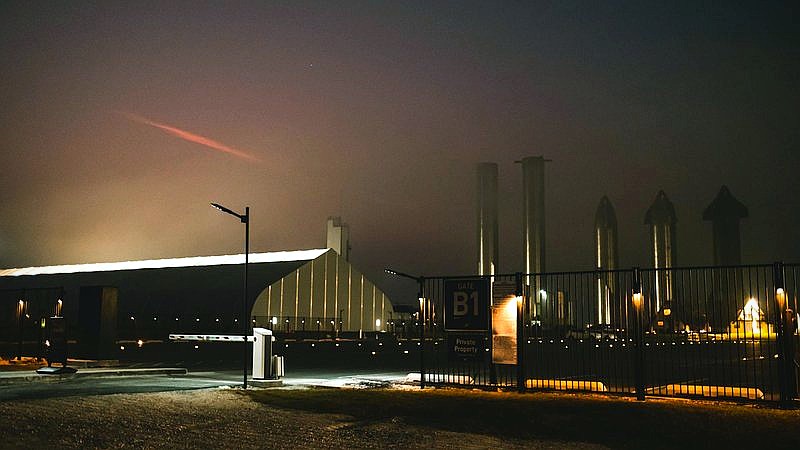 Artemis II lunar flyby - travel article image 2