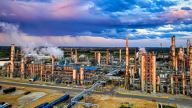 oil prices - travel article image 2