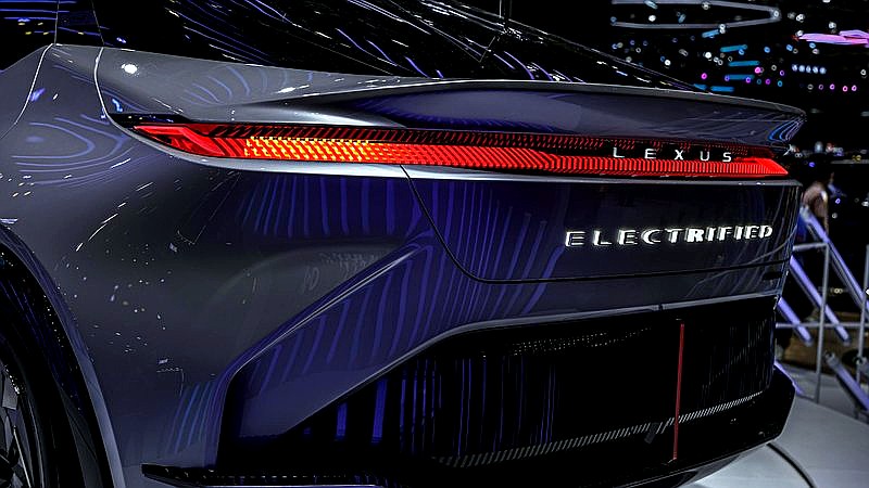 Ferrari electric speedster - finance article image 2