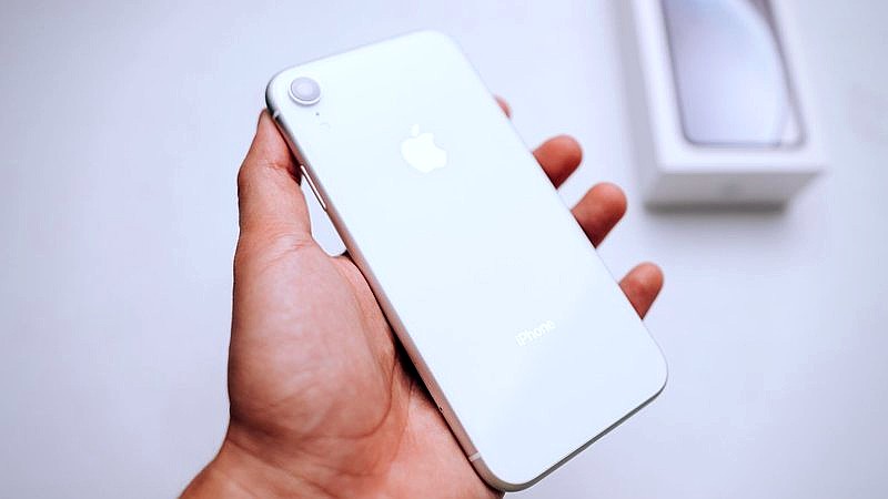 iPhone price increase - finance article image 2