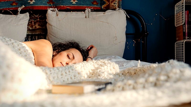 herbs for sleep - health article image 3