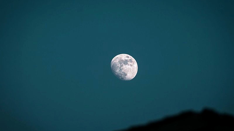 daytime lunar occultation - home improvement article image 3