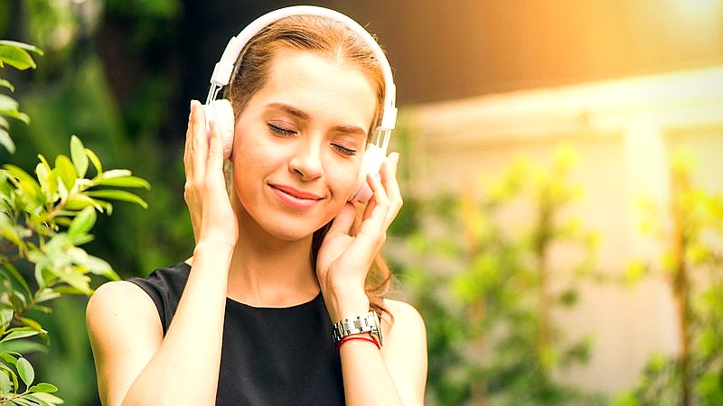 Prime Day headphone deals - tech article image 3