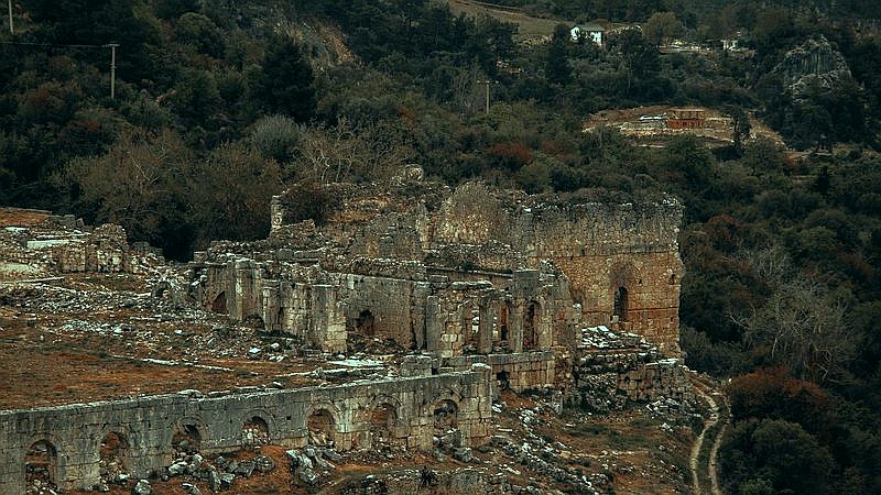 Israeli incursion Lebanon - travel article image 2
