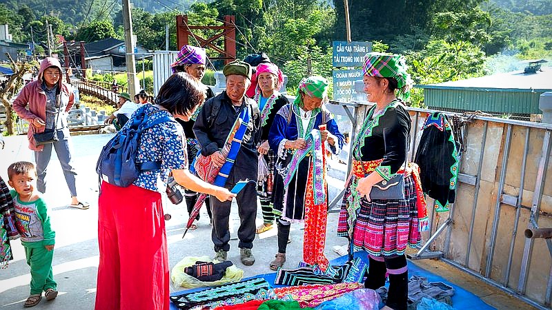 authentic travel experiences - travel article image 3