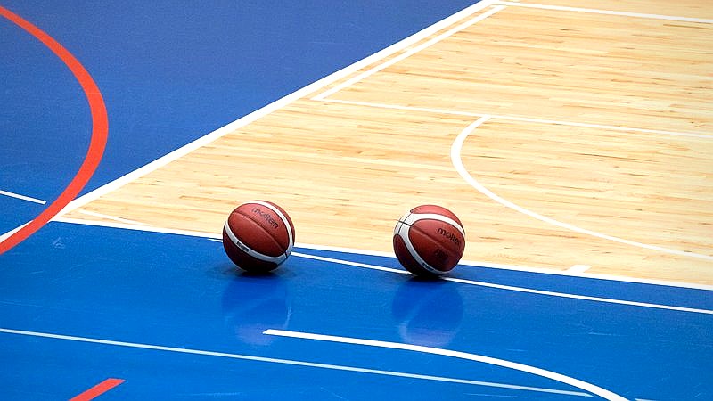 Caitlin Clark technical foul - sport article image 3