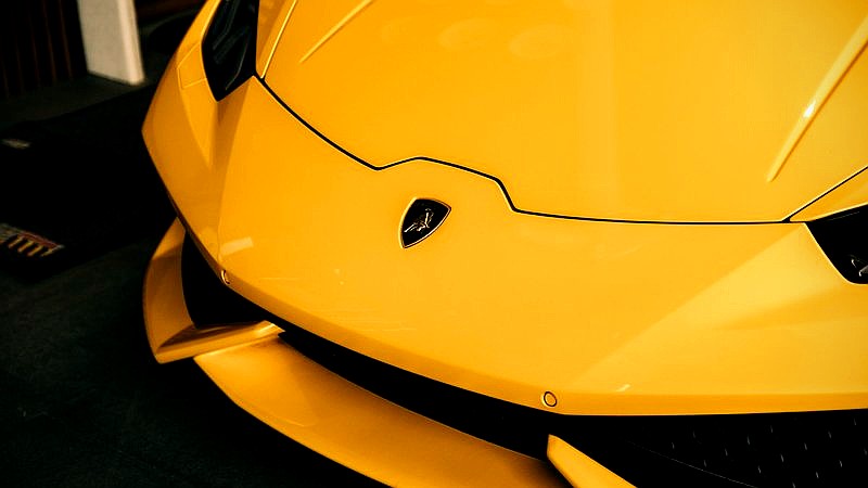 Ferrari electric car auction - finance article image 3