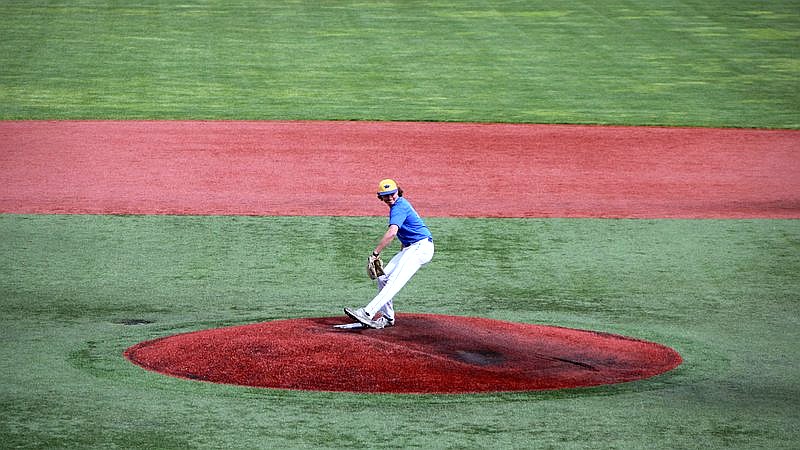 Kade Anderson pitching debut - travel article image 3